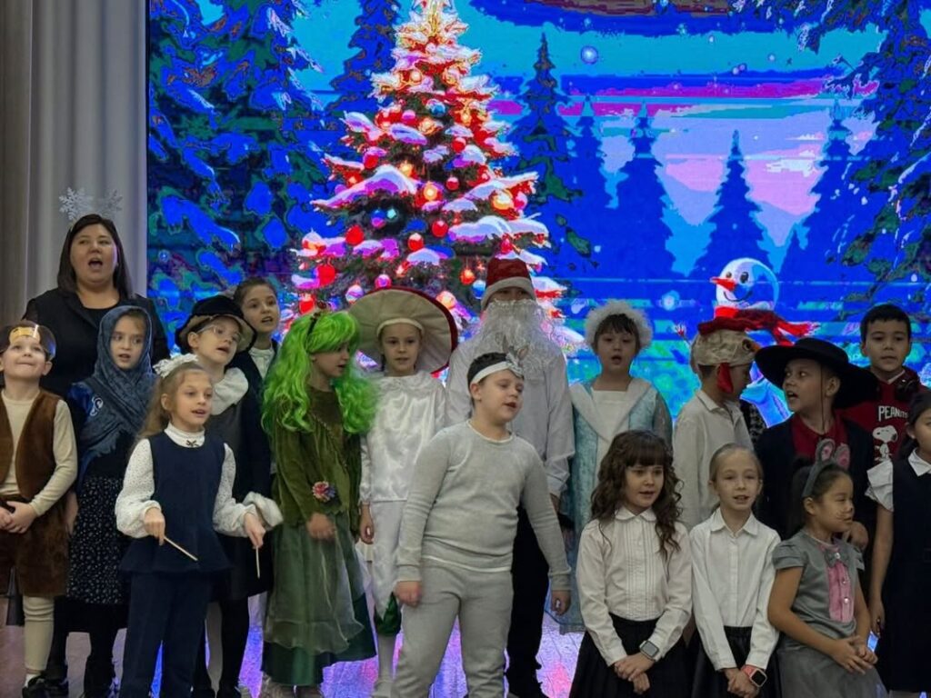 🎶✨-Сиқырлы-ноталар-—-2-Д-сыныбыБүгін-сахнада-мейірімді-жаңа-жылдық-ертегі-жанданды-🎄Жас-өн